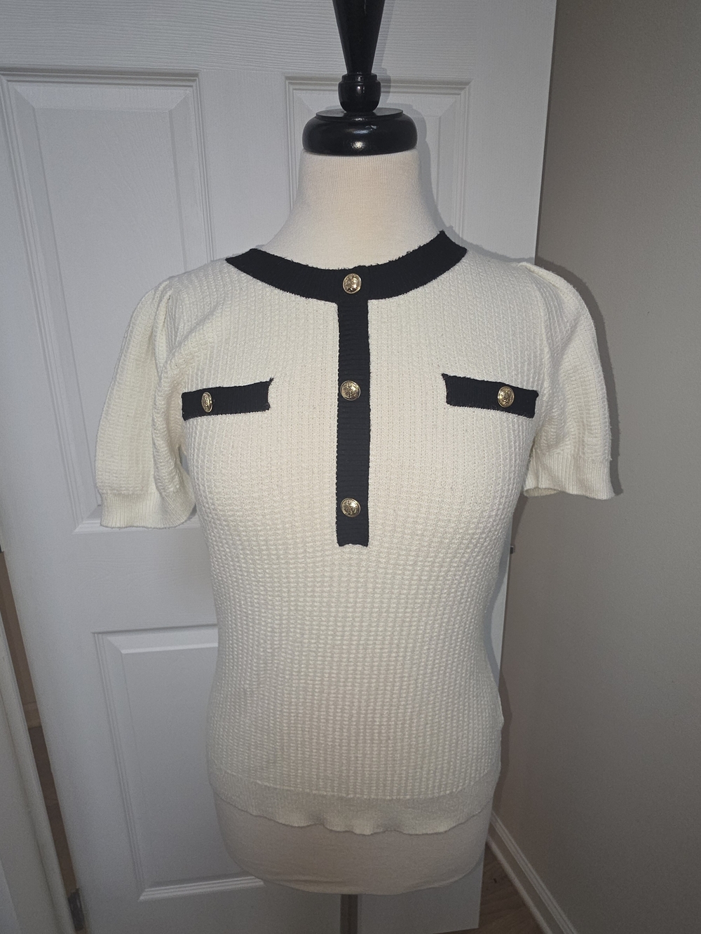 Express Cream Short Sleeve Knit Top with Black Trim & Gold Buttons